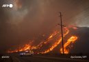 États-Unis : Un nouvel incendie violent se propage au nord de Los Angeles, plus de 30.000 évacuations